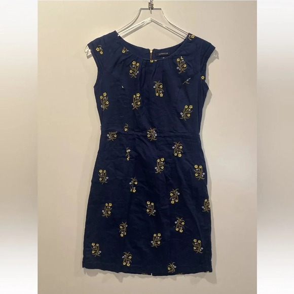 Lands End Navy Blue Cotyon Embroidered Floral Sheath Dress Womens 0P (1377) - Picture 1 of 5